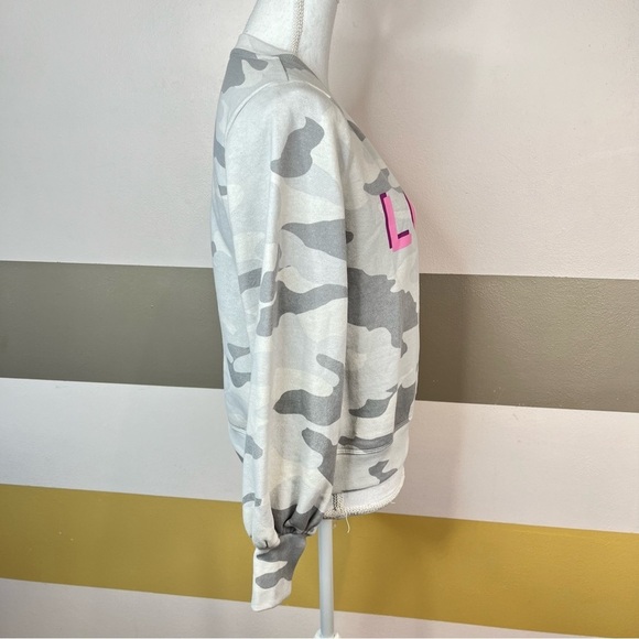 2/$25 Marled LOVE Gray Pink Neutral Camouflage Lounge Casual Active Sweatshirt S - Picture 4 of 11
